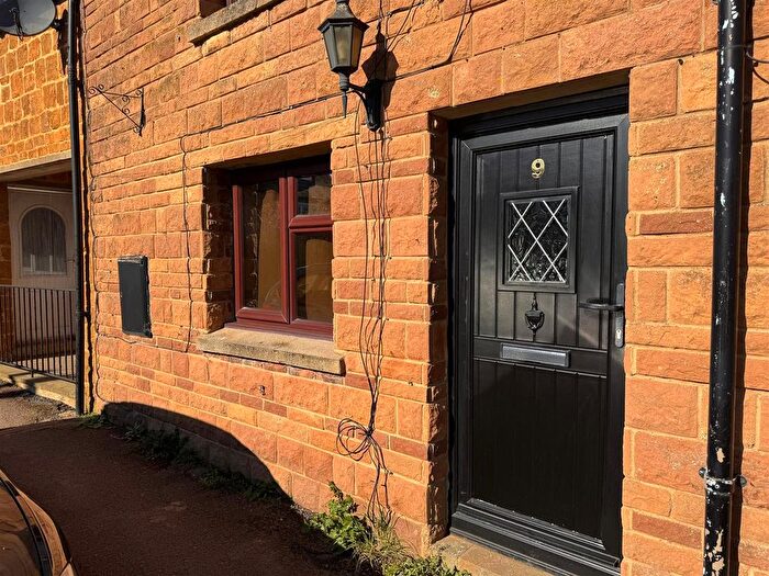 2 Bedroom Terraced House To Rent In Brook Street, Fenny Compton, CV47