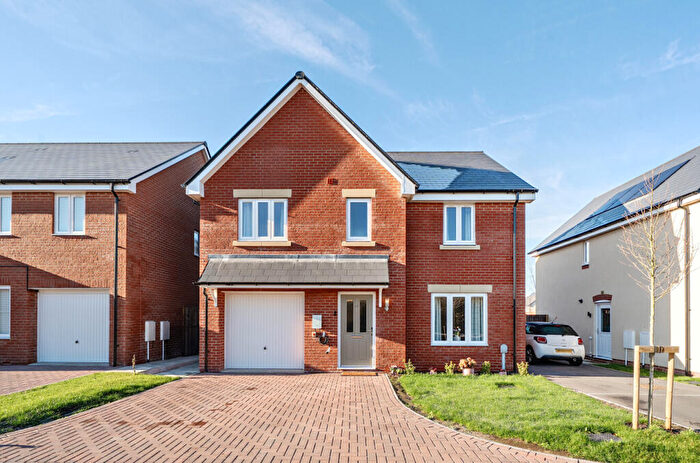 4 Bedroom Detached House For Sale In Avellana Way, Ashchurch, Tewkesbury, GL20