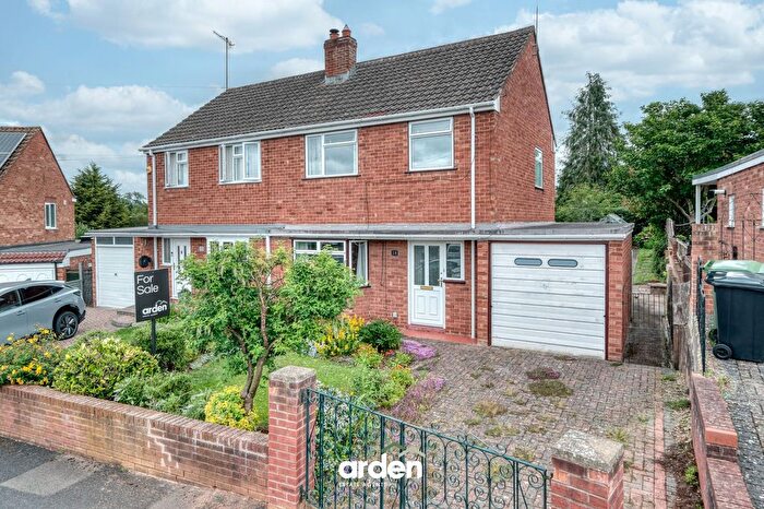 3 Bedroom Semi Detached House For Sale In St. Marks Close, Worcester, WR5