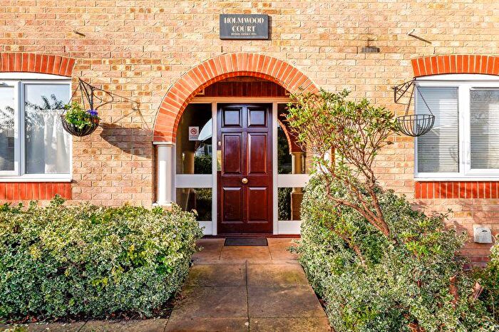1 Bedroom Flat For Sale In Elm Road, New Malden, KT3