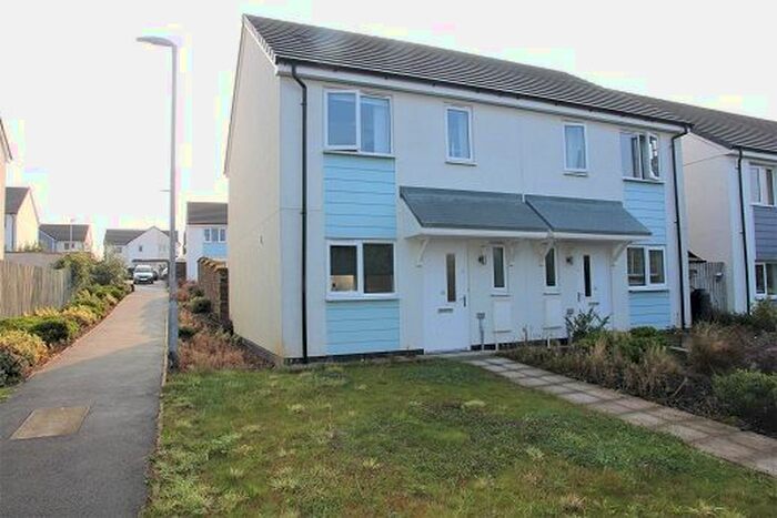 2 Bedroom Semi-Detached House To Rent In The Pastures, Shortlanesend, TR4