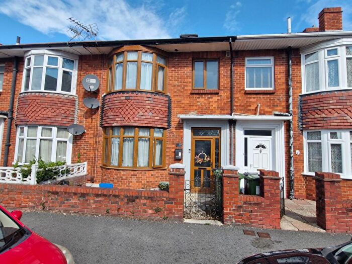 4 Bedroom Terraced House For Sale In Hayling Avenue, Portsmouth, PO3