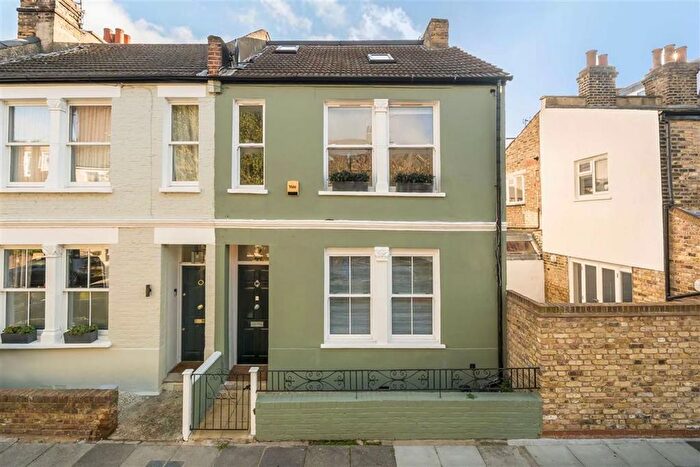 4 Bedroom Property For Sale In Holyport Road, Fulham, SW6