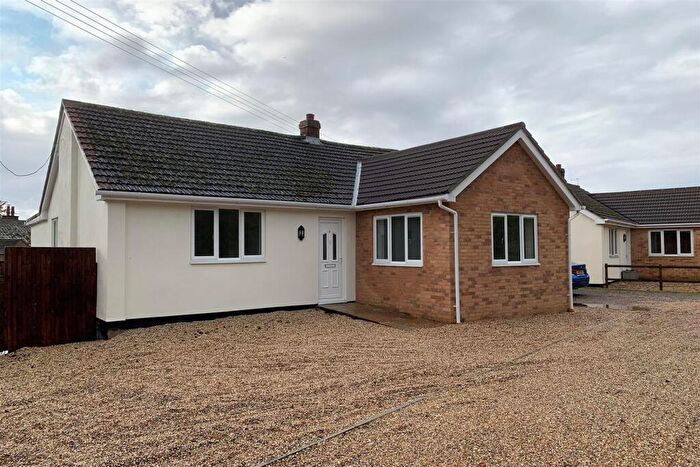 3 Bedroom Detached Bungalow To Rent In Sharpes Corner Lakenheath, IP27
