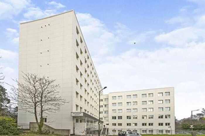 2 Bedroom Flat To Rent In Prince Of Wales Road, Bournemouth, BH4