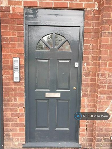2 Bedroom Flat To Rent In Bordesley Green East, Stechford, Birmingham, B33