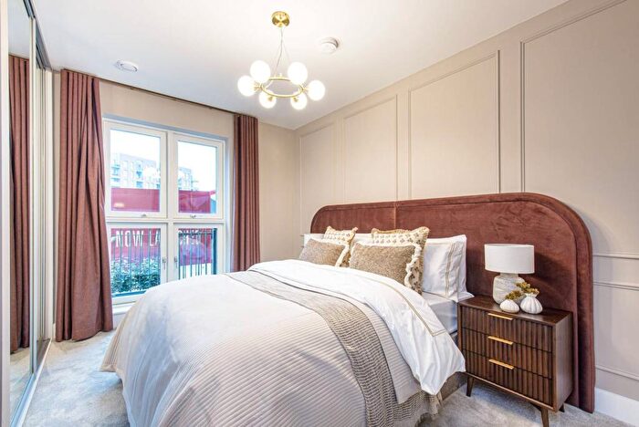 1 Bedroom Flat For Sale In Colindale Gardens, Colindale, NW9