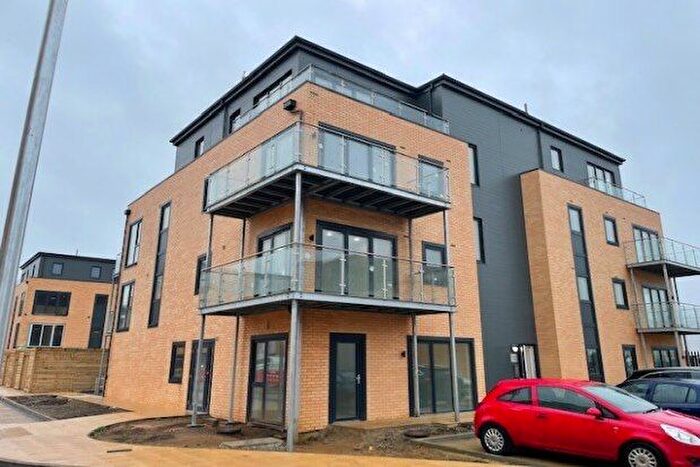 1 Bedroom Flat To Rent In Olivia Walk, Ashford, TN24