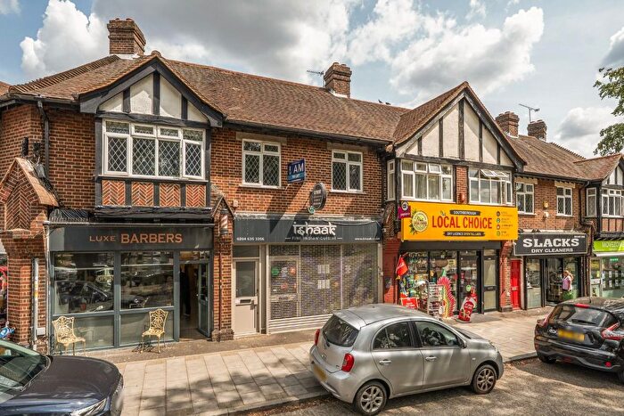 2 Bedroom Flat To Rent In Southborough Lane, Bromley, BR2