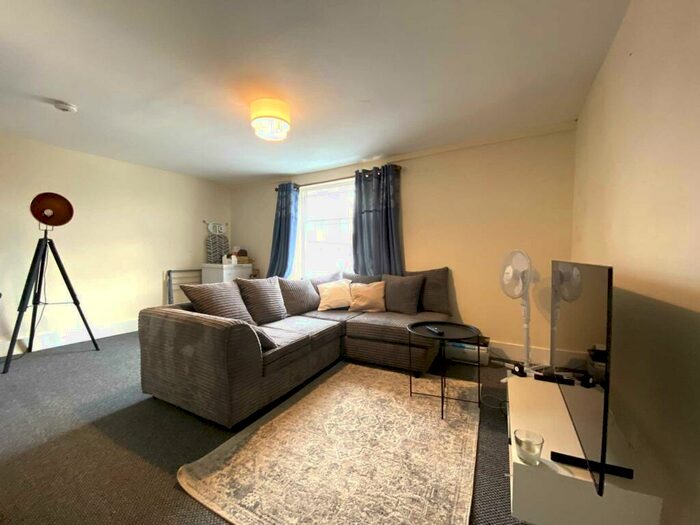 1 Bedroom Flat To Rent In Wincheap, Canterbury, CT1