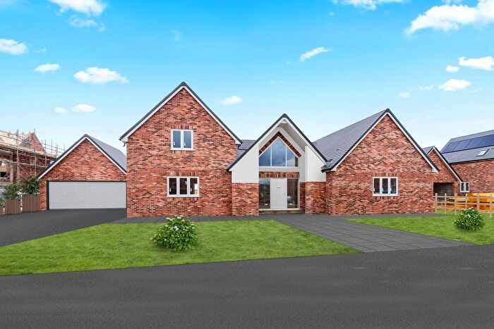 4 Bedroom Detached House For Sale In Sister Elms Drive, Sedgeberrow, Evesham, WR11