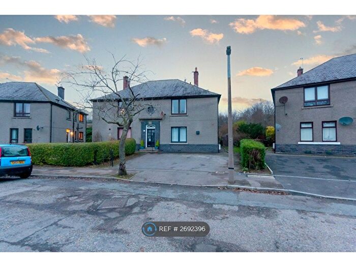 2 Bedroom Flat To Rent In Ruthrieston Crescent, Aberdeen, AB10