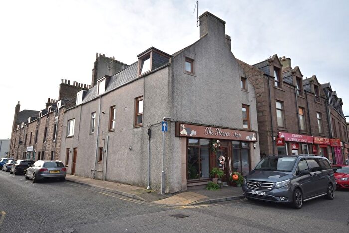 2 Bedroom Flat For Sale In Erroll Street, Peterhead, Aberdeenshire, AB42