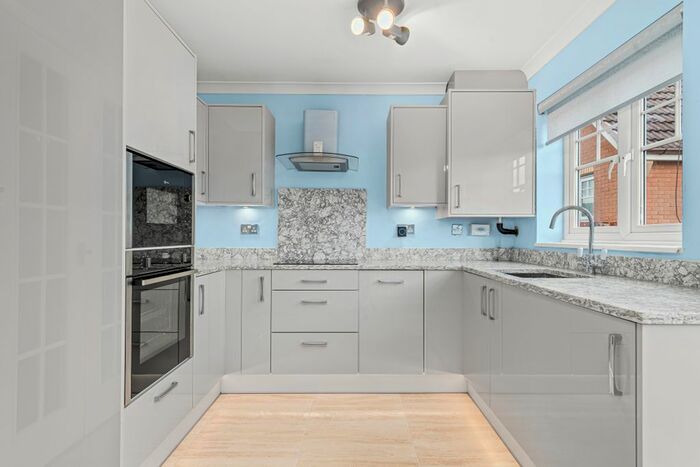 2 Bedroom Semi-Detached House For Sale In Union Place, Brightons, Falkirk, FK2