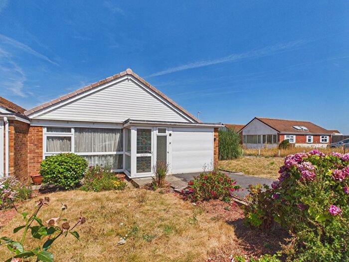 2 Bedroom Semi Detached Bungalow For Sale In Bidwell Brook Drive, Paignton, TQ4