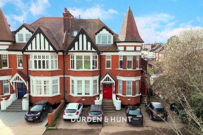 1 Bedroom Flat To Rent In Forest View, London, E4