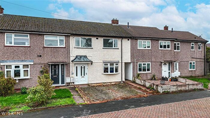 3 Bedroom Terraced House For Sale In Burns Road, Tamworth, Staffordshire, B79