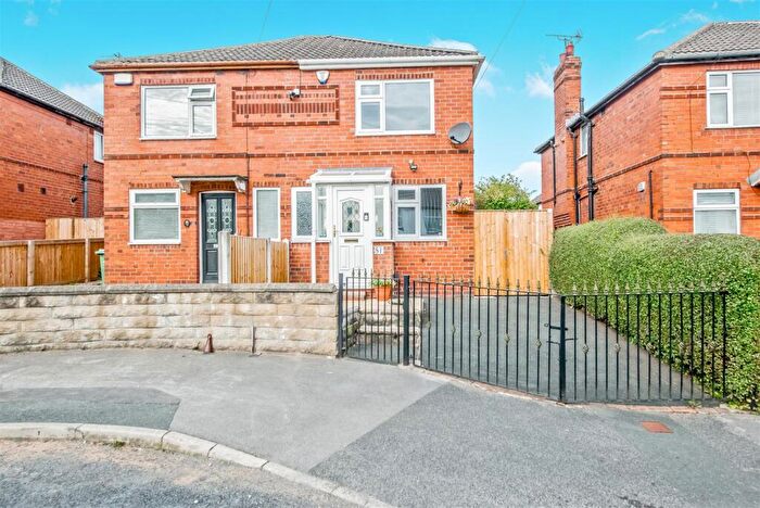 2 Bedroom Semi-Detached House For Sale In Lincroft Crescent, Leeds, LS13