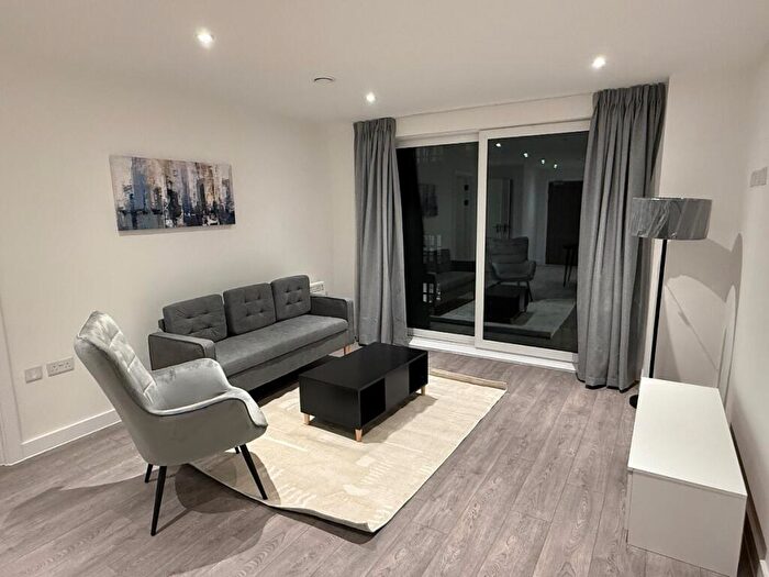 2 Bedroom Apartment To Rent In Burj Digbeth Green Street, B12