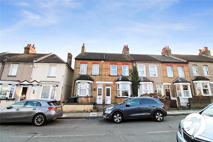 2 Bedroom House To Rent In Dover Road, Northfleet, Gravesend, Kent, DA11