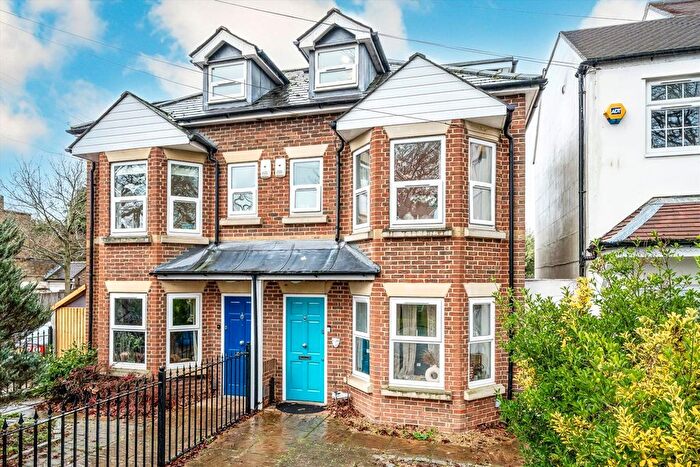 3 Bedroom Semi Detached House For Sale In Oak Avenue, Hampton, TW12