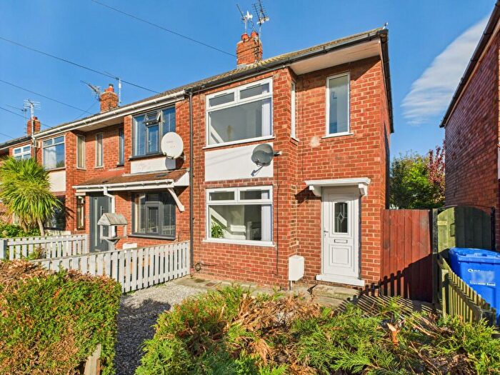 2 Bedroom End Of Terrace House For Sale In Worcester Road, Hull, HU5