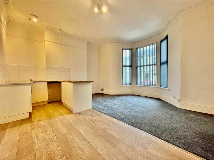 1 Bedroom Flat To Rent In Mildmay Street, Greenbank, Plymouth PL4