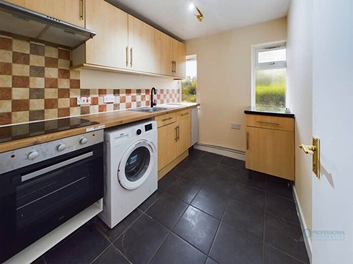 3 Bedroom Semi-Detached Bungalow To Rent In Tynefield Mews, Blakeley Lane, Etwall, Derby, Derbyshire, DE65