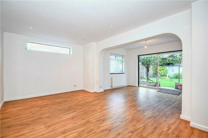 3 Bedroom Property To Rent In The Fairway, Ruislip, HA4