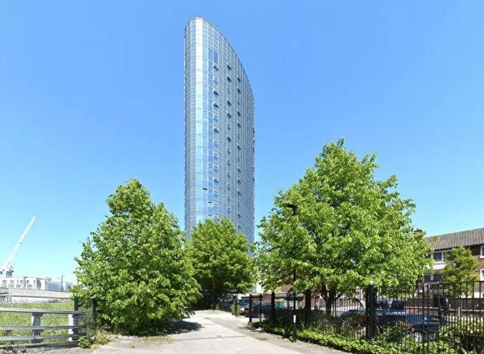 2 Bedroom Flat To Rent In Stratford Eye, Angel Lane, London, E15