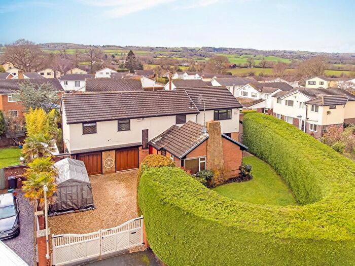 5 Bedroom Detached House For Sale In Hendir, Flint Mountain, CH6