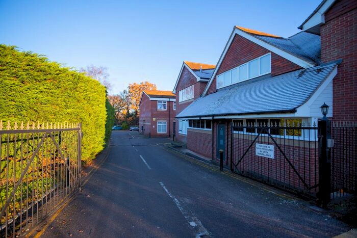 Studio To Rent In Basingstoke Road, Riseley, Reading, Berkshire, RG7