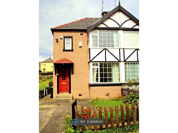 3 Bedroom Semi-detached House To Rent In Ashbourne Road, Bradford, BD2