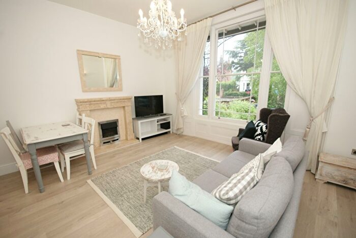 2 Bedroom Flat To Rent In Kenilworth Road, Leamington Spa, CV32