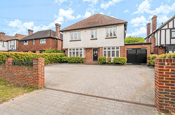 4 Bedroom Detached House For Sale In Stylish Detached Residence, Penenden Heath, ME14