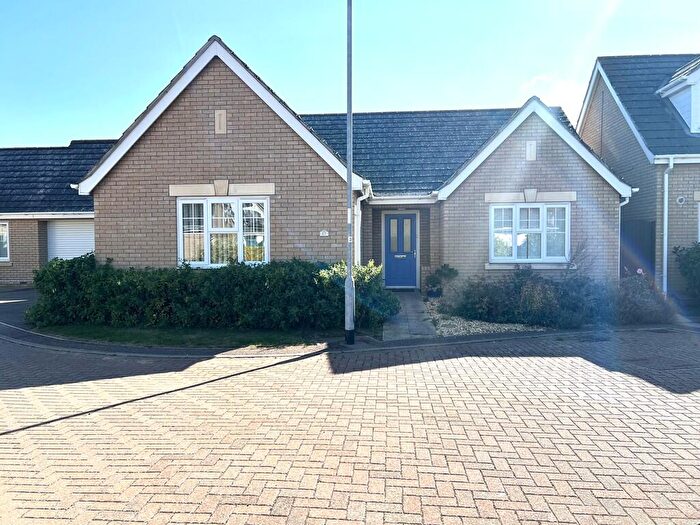 2 Bedroom Detached Bungalow For Sale In Lime Tree Gardens, Chatteris, Cambs., PE16