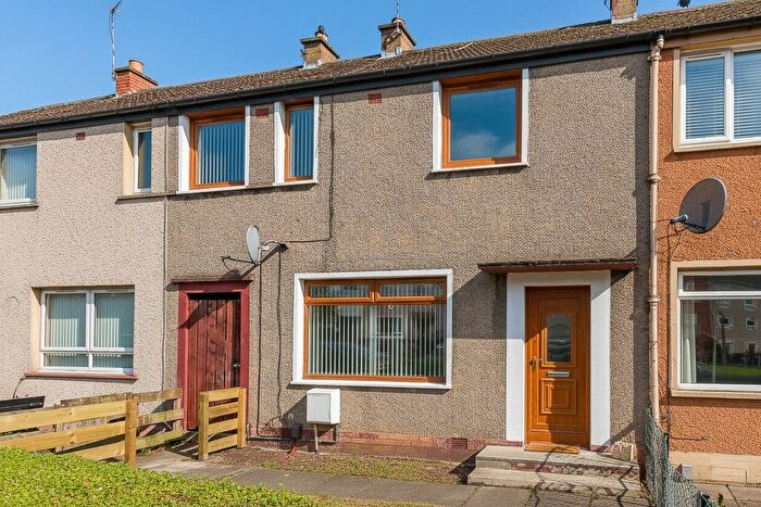 3 Bedroom Terraced House For Sale In Niddrie Marischal Crescent, Edinburgh, EH16