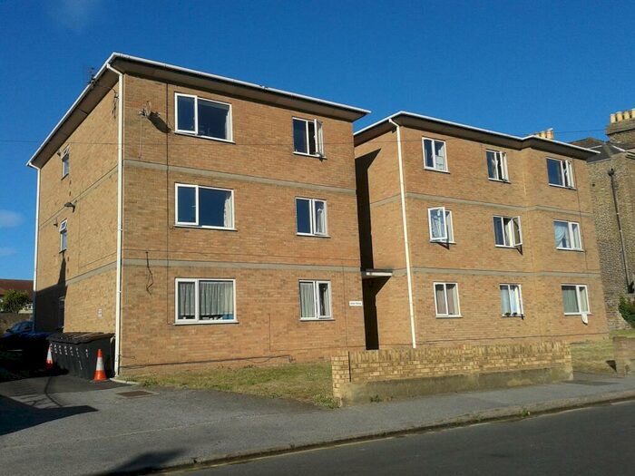 1 Bedroom Apartment To Rent In St Peters Road, Margate, CT9