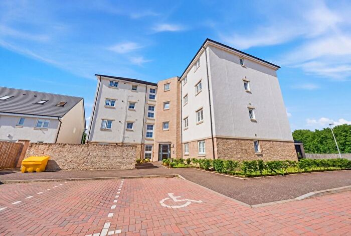 2 Bedroom Flat For Sale In Stewards Way, Renfrew, PA4