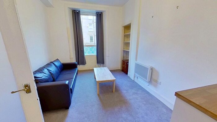1 Bedroom Flat To Rent In Wardlaw Street, Edinburgh, EH11