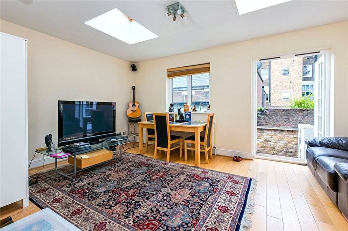 2 Bedroom Flat To Rent In Westbourne Park Road, Westbourne Park, W2