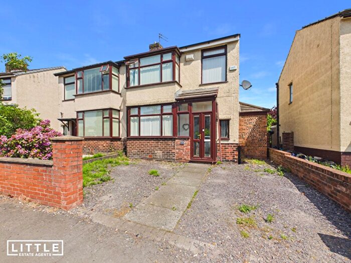 3 Bedroom Semi-Detached House For Sale In Knowsley Road, St. Helens, WA10