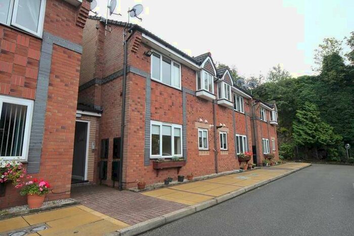 2 Bedroom Apartment To Rent In Clay Cross Road, Woolton, Liverpool, L25