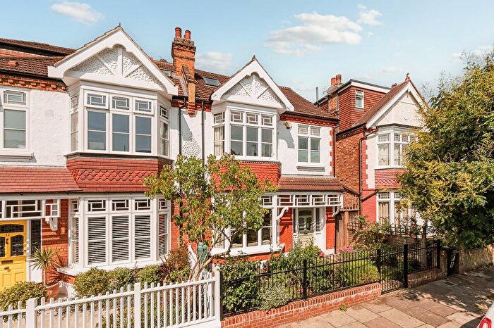 5 Bedroom Semi-Detached House To Rent In St. Albans Avenue, Chiswick, W4