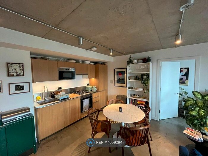 2 Bedroom Flat To Rent In Tudor Road, London, E9