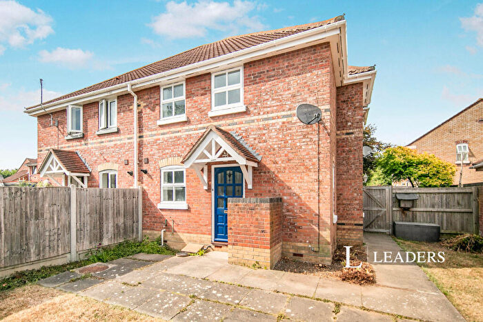 1 Bedroom End Of Terrace House To Rent In Derwent Road, Highwoods, CO4