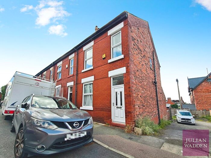 3 Bedroom End Of Terrace House To Rent In Willow Grove, Marple, Stockport, Greater Manchester, SK6
