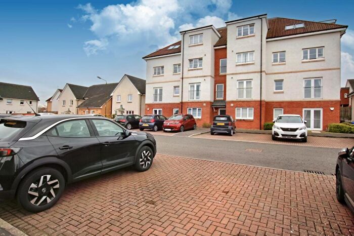 2 Bedroom Flat To Rent In Erskine Street, Stirling, FK7