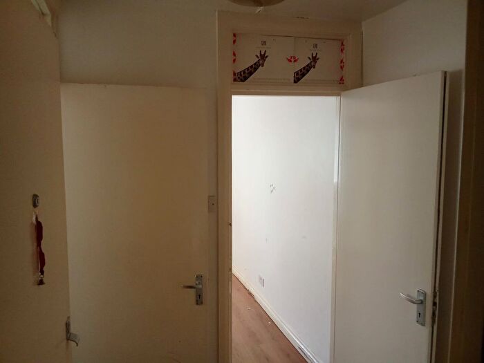 Studio To Rent In Melbourne Grove, London, SE22