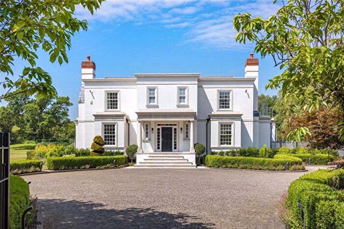 6 Bedroom Detached House To Rent In Philpot Lane, Chobham, Woking, Surrey, GU24